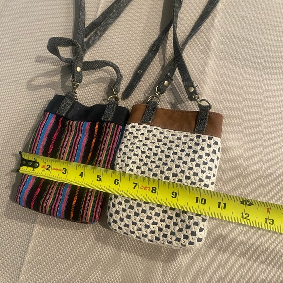 Two Roxy Crossbody Purses - Picture 8 of 9